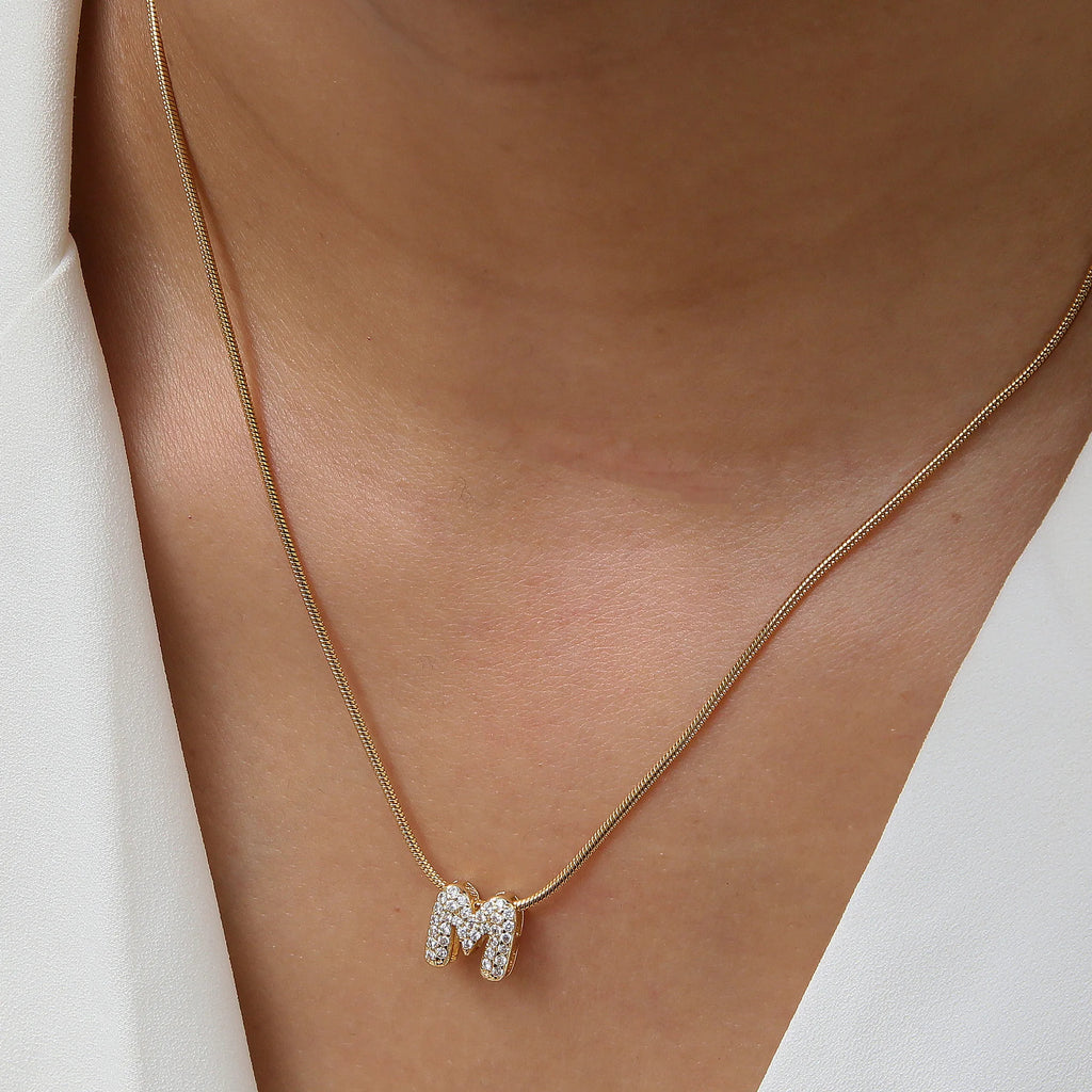 Shine™ - Collana personalizzata con lettera con zirconi