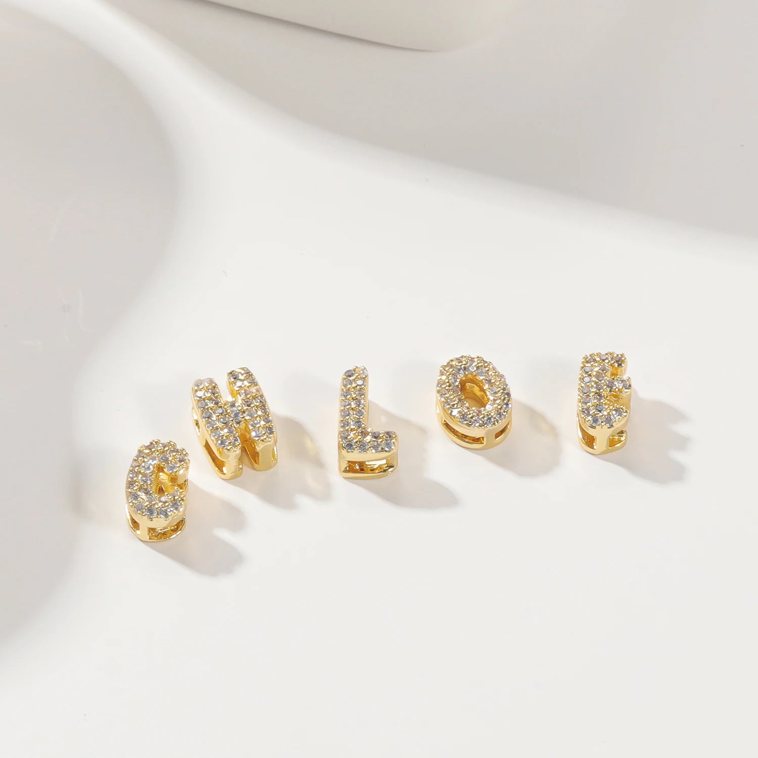 Shine™ - Collana personalizzata con lettere con zirconi