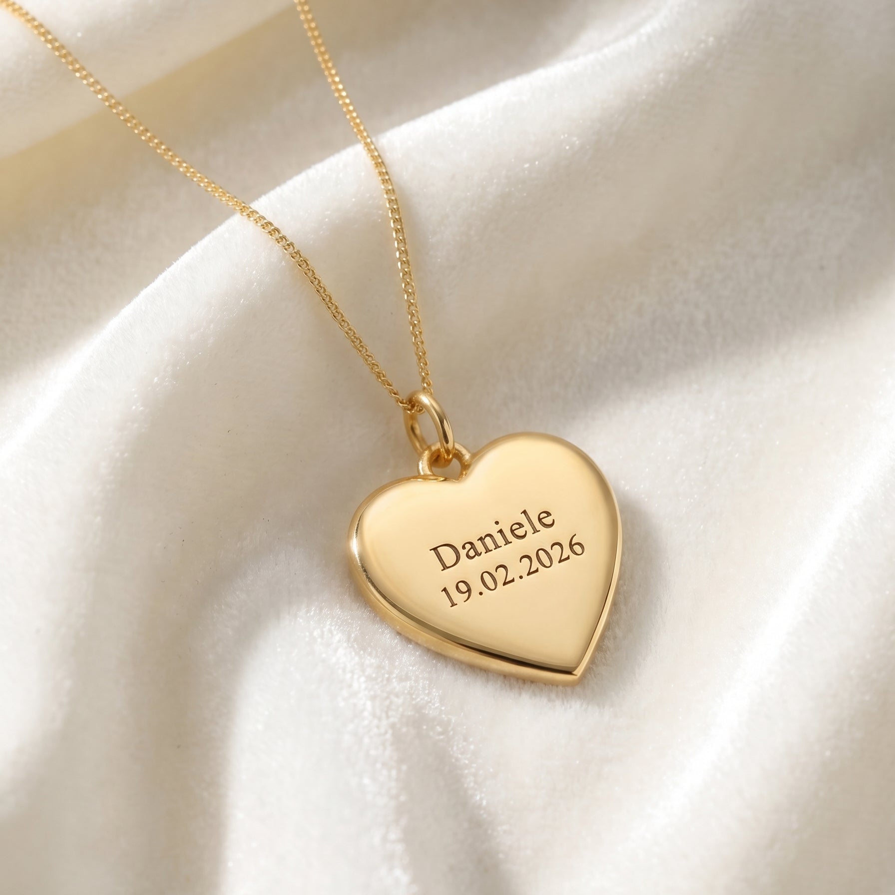 Alma™ - Collana a forma di cuore personalizzabile con testo inciso