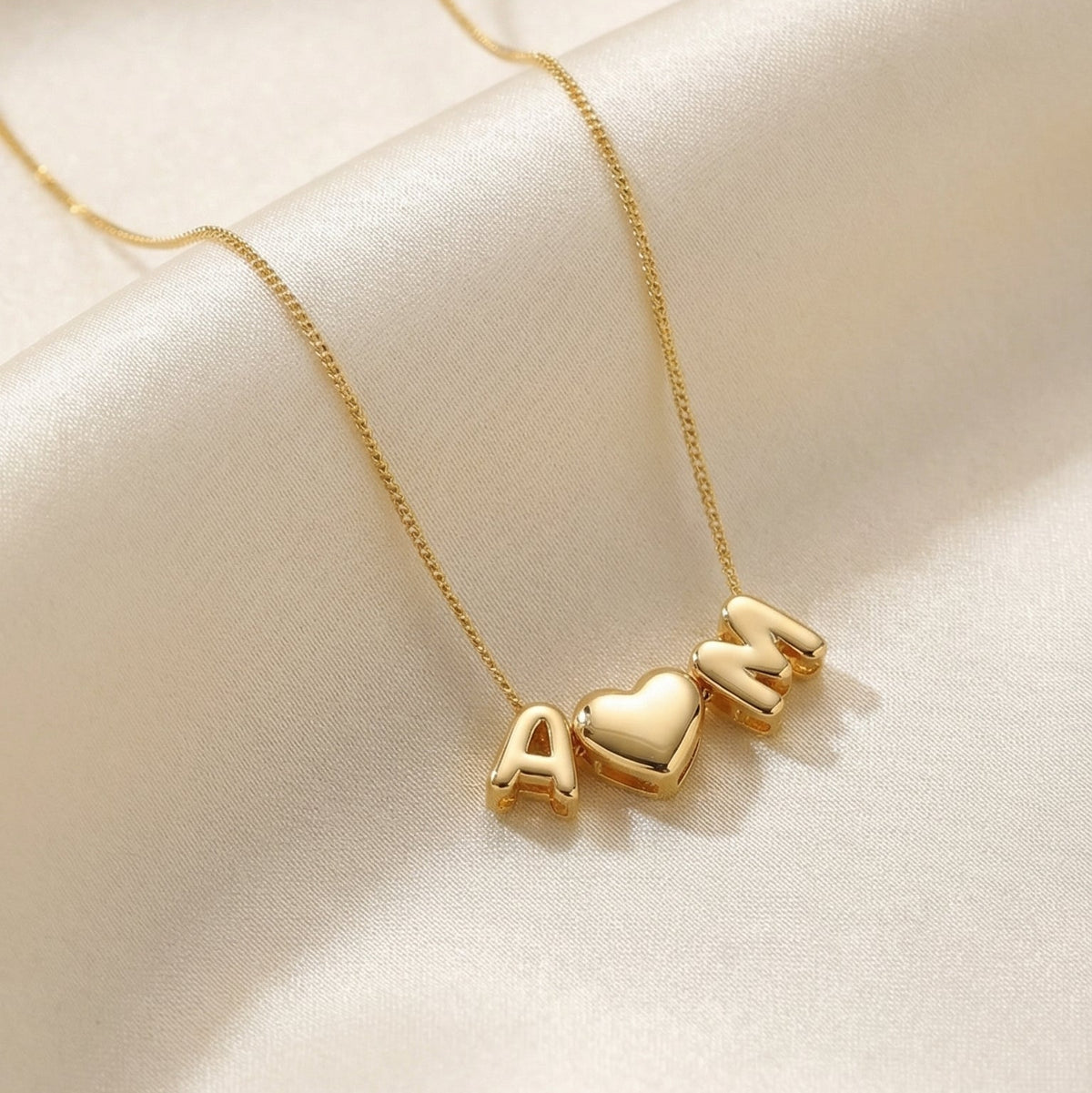 Bubble™ - Collana personalizzabile con una o più lettere e cuore o simboli