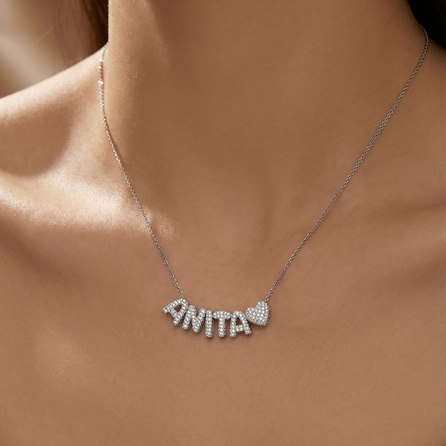 Shine™ - Collana personalizzata con lettere con zirconi