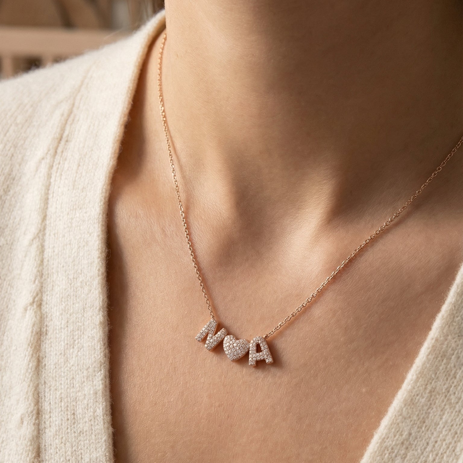 Shine™ - Collana personalizzata con lettere con zirconi